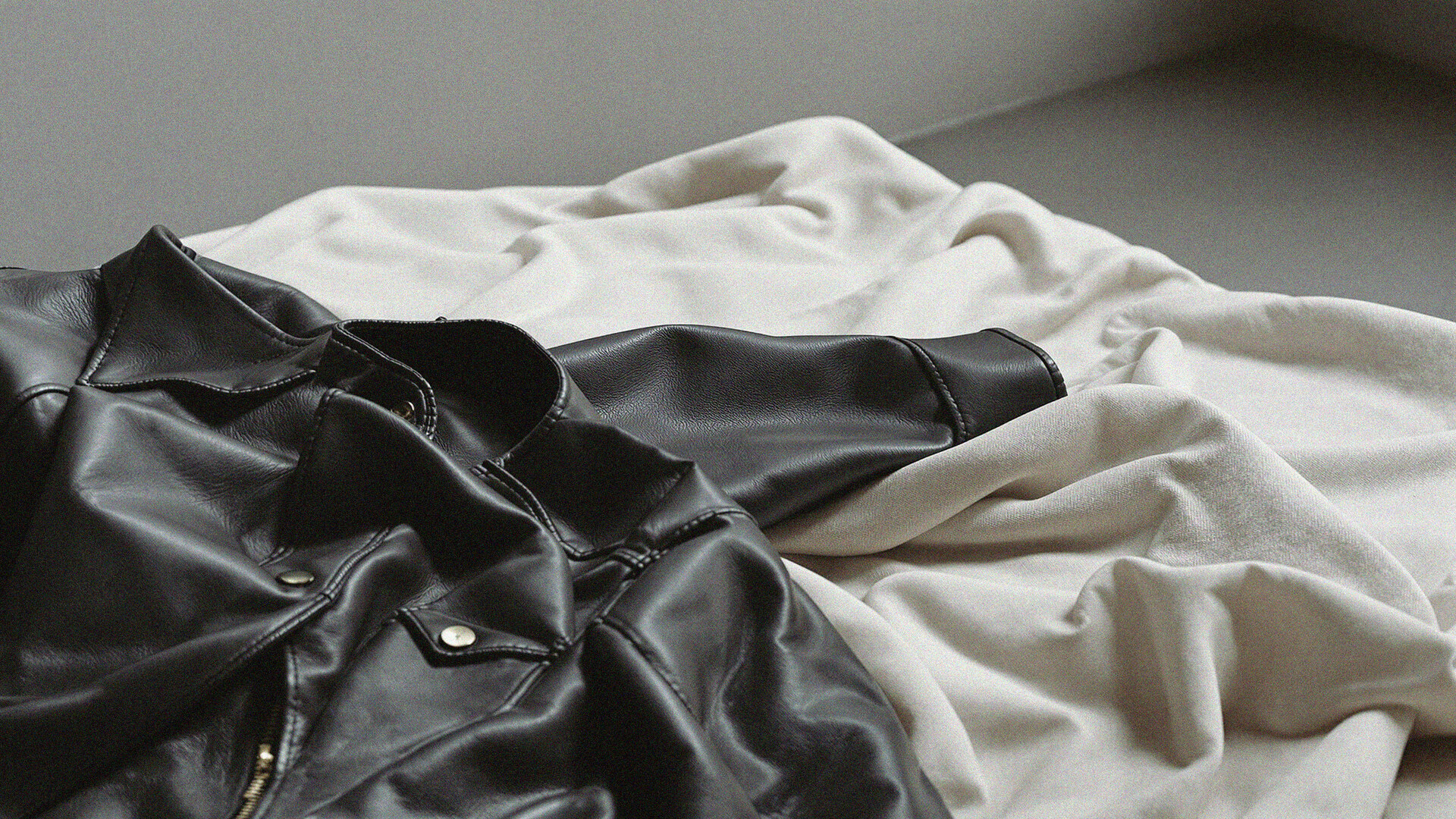 Chrome and Vegetable Tanning: Why Leathers Age Differently